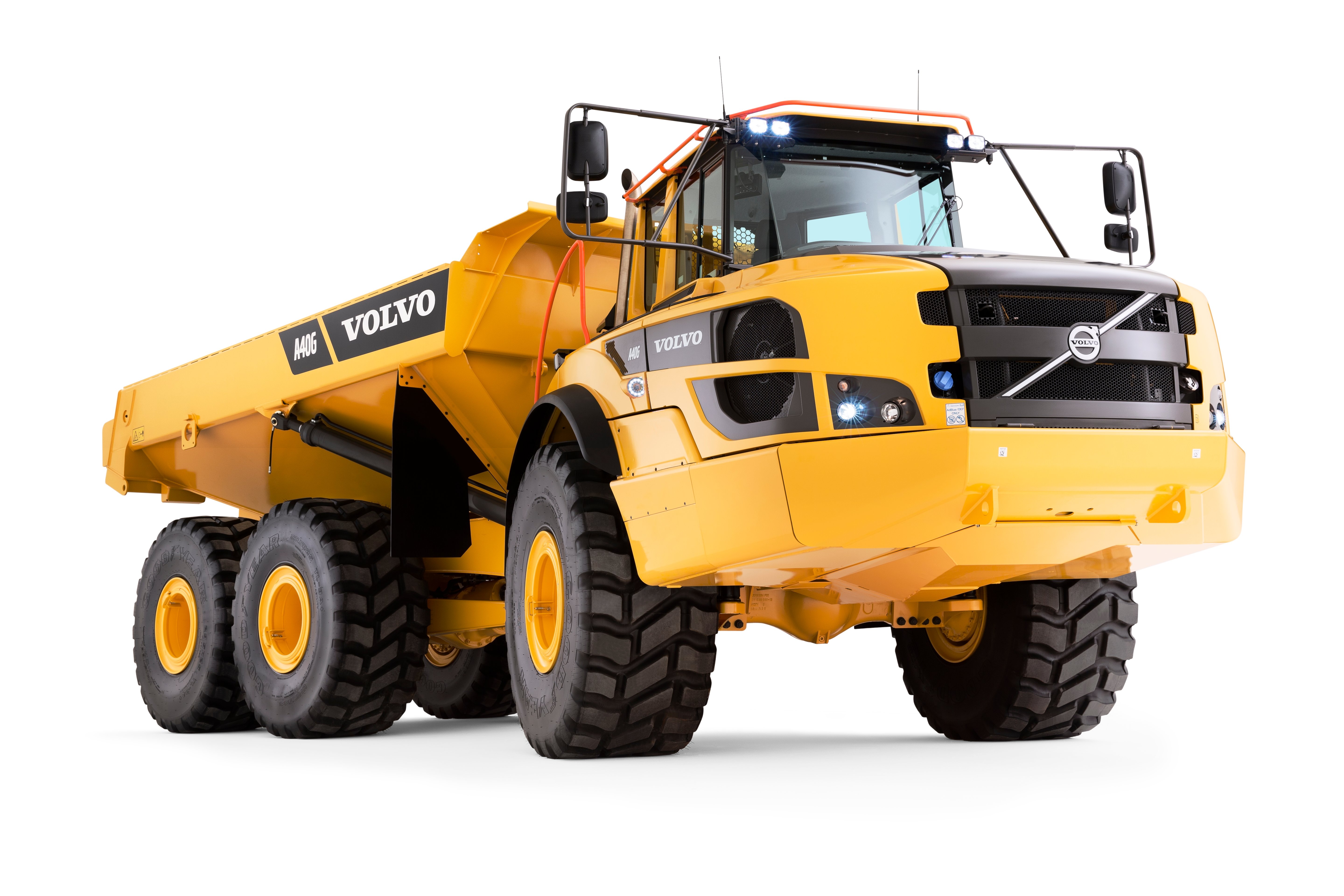 VOLVO A40